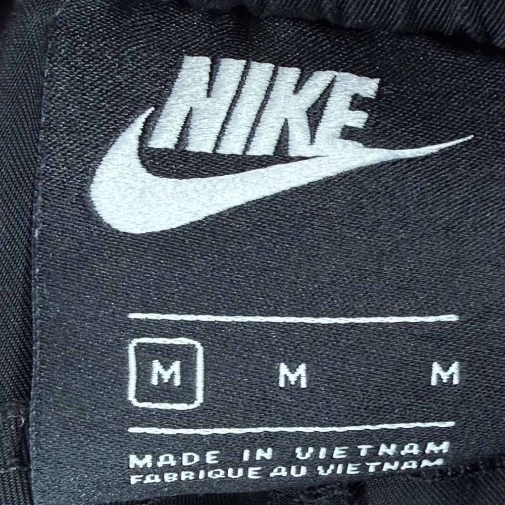 Nike Sportswear Bonded Woven Pants Black Tapered Joggers AR3221-010 Mens Medium - Picture 9 of 12